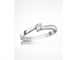 Diamond set in 18-karat white-gold twisted band with four-prong setting Italian-made.jpg